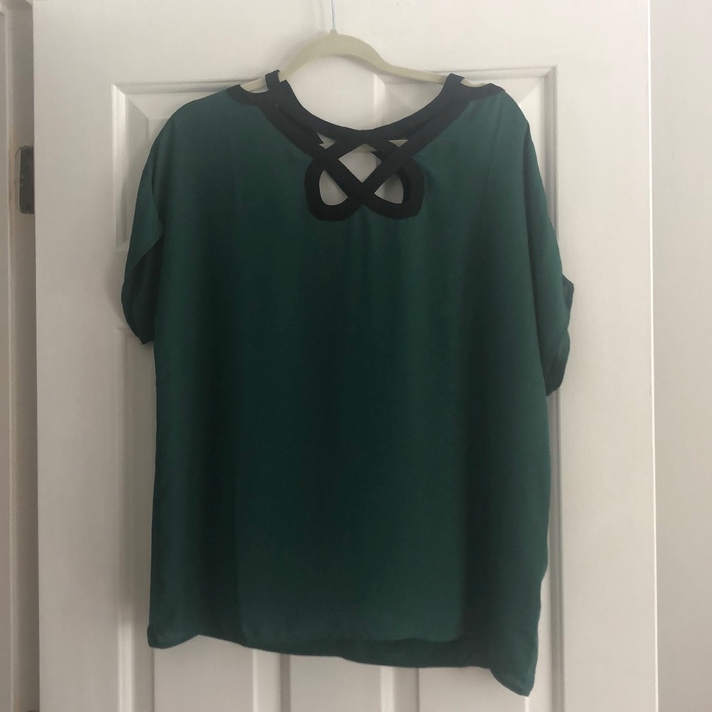 Esley top- NEW WITH TAGS